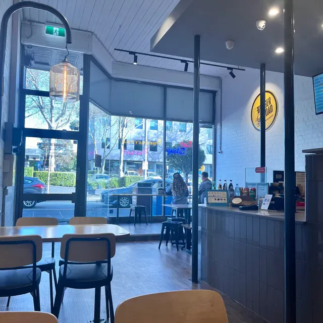 Burger Road - Hawthorn