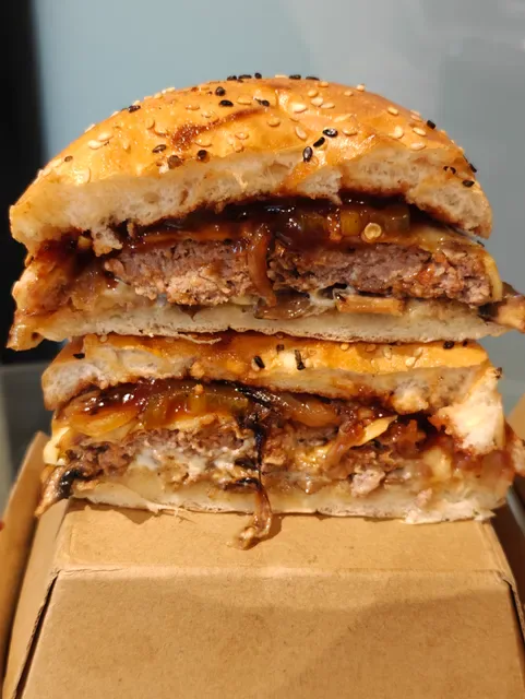 Burger Road - Hawthorn