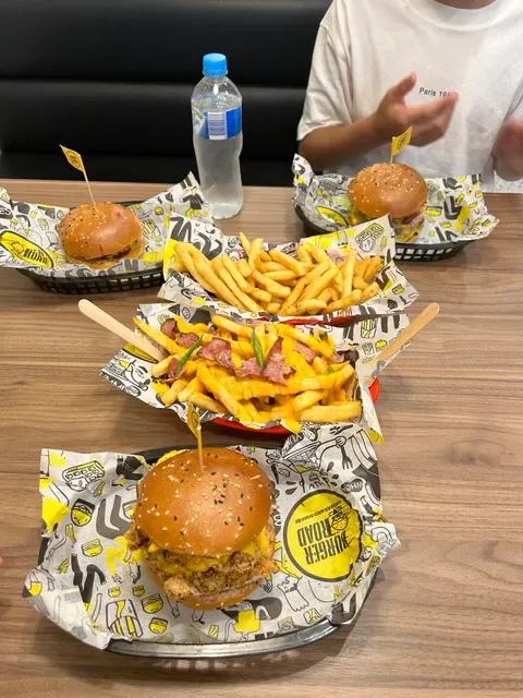 Burger Road - Highett