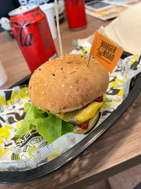 Burger Road - Highett