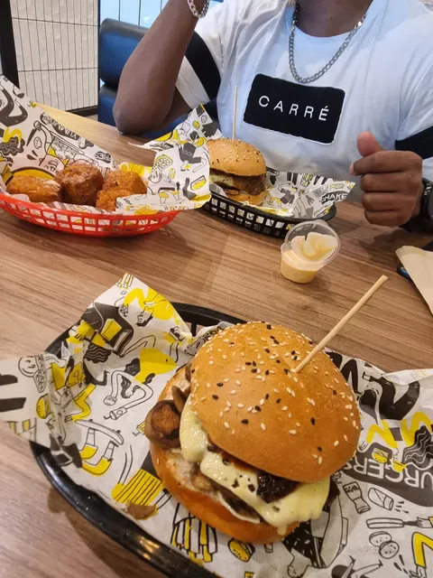 Burger Road Werribee