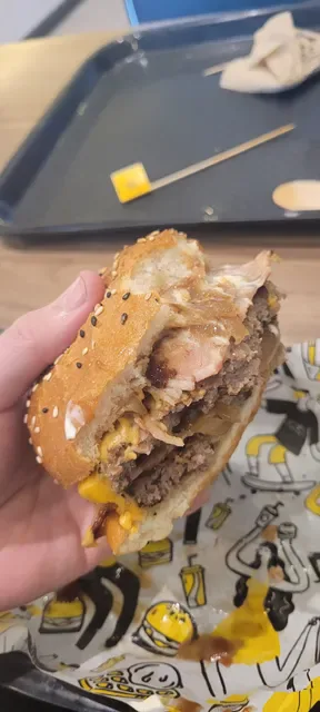 Burger Road Werribee