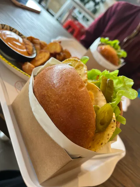 Burgernomics