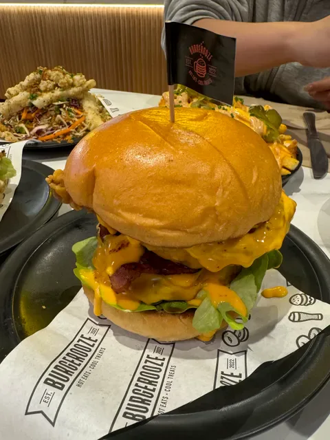 Burgerooze Sunbury