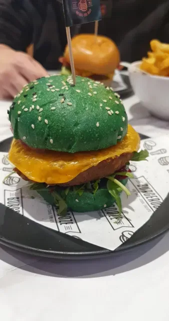 Burgerooze Sunbury