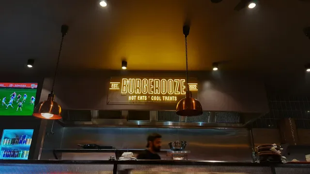 Burgerooze Sunbury