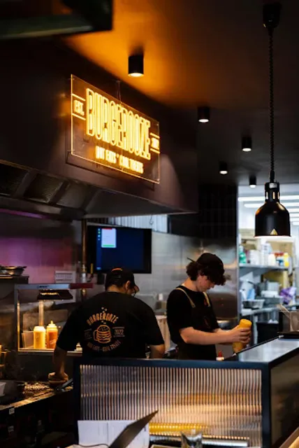 Burgerooze Sunbury