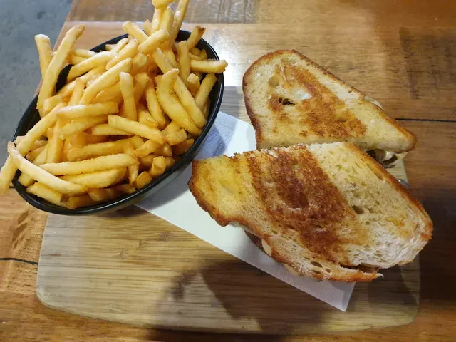 Cafe 130
