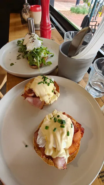 Cafe 130