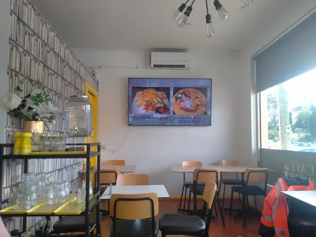 Cafe Cachet