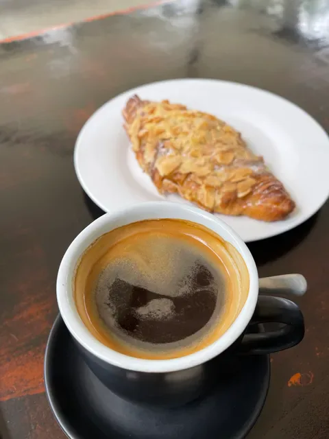 Cafe Cinque Lire