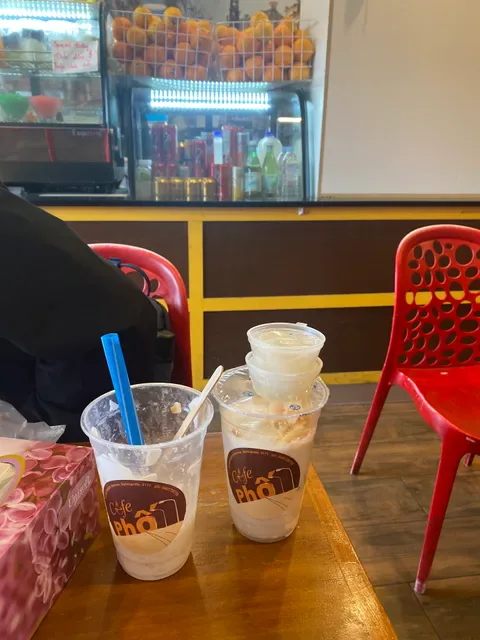 Cafe Phố
