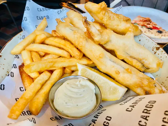 Cargo Bar & Eatery