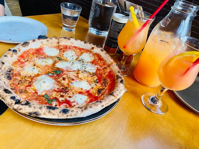 Cargo Bar & Eatery