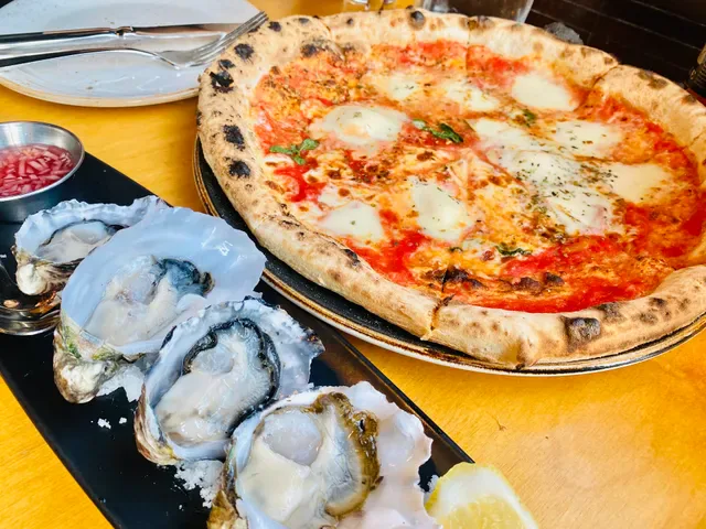 Cargo Bar & Eatery