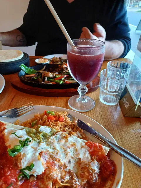 Carlos Cantina - Boronia