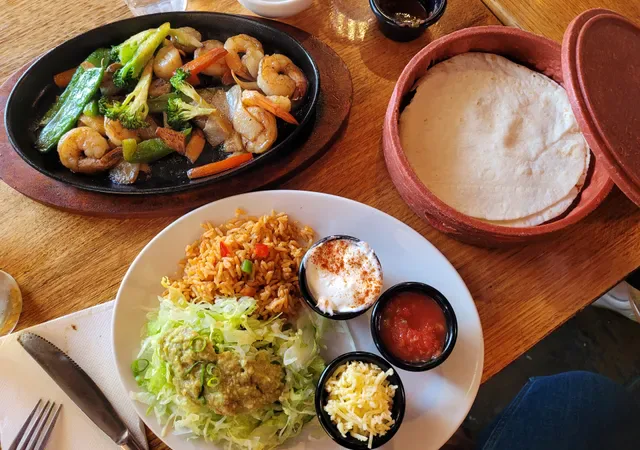 Carlos Cantina - Croydon