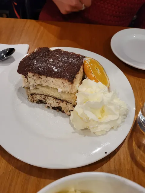 Carlucci's Restaurant