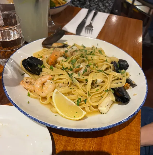 Carlucci's Restaurant