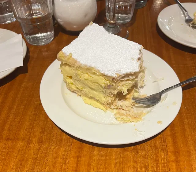 Carlucci's Restaurant