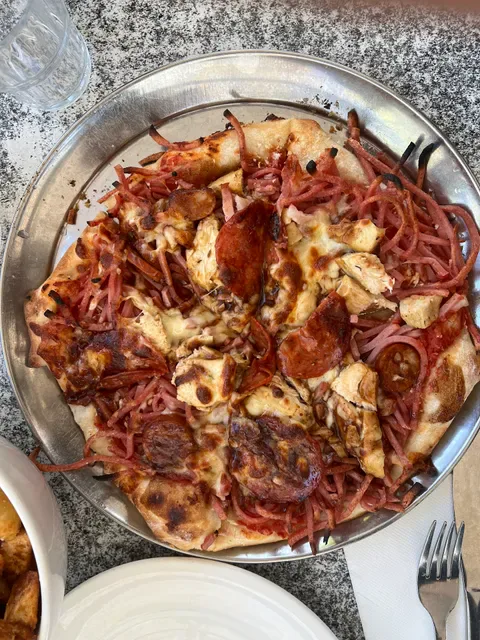 Carlucci's Restaurant