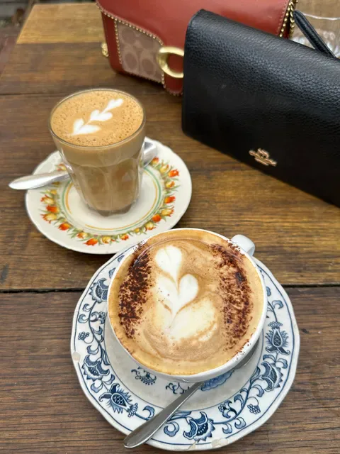 Carolina Cafe & Bar