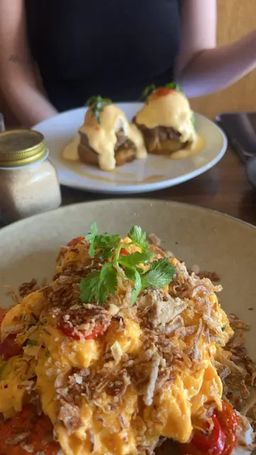 Carolina Cafe & Bar