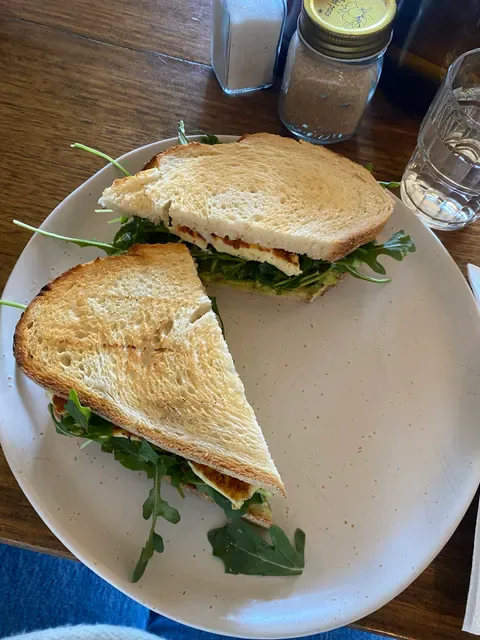 Carolina Cafe & Bar