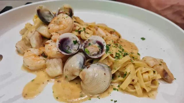 Cent Anni Italian Restaurant & Pizza