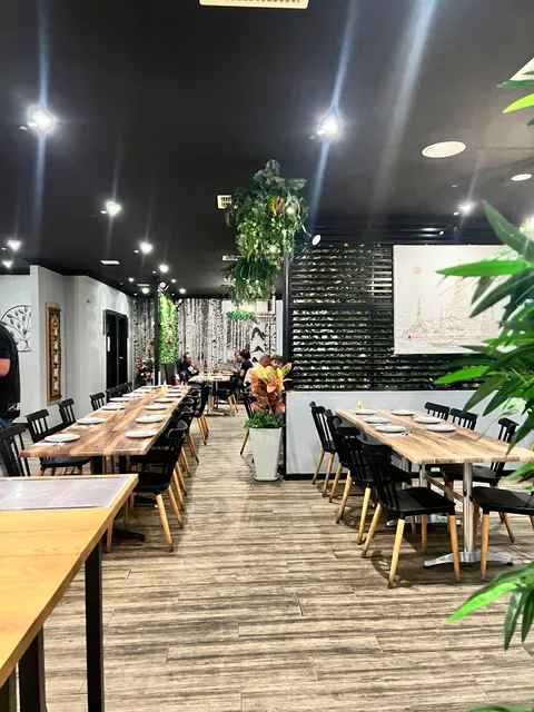 Centre Thai Cafe and Restaurant