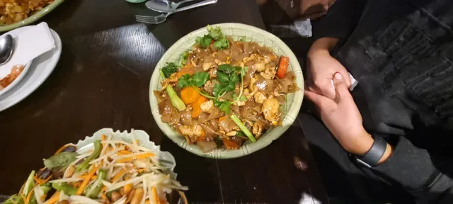 Centre Thai Cafe and Restaurant