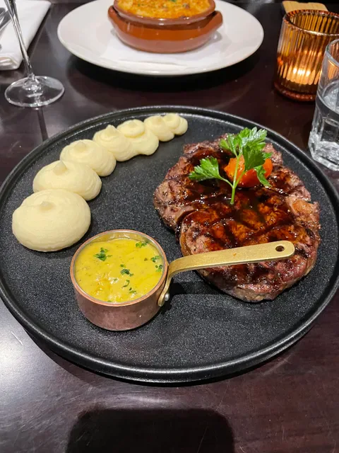 Chez Olivier Le Bistro