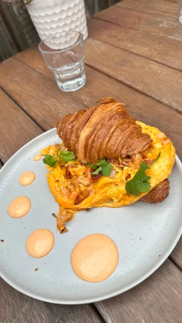 Chichi House Cafe