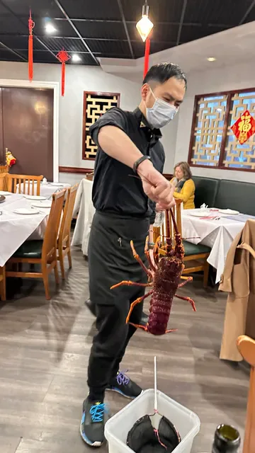 Chine On Paramount Chinese Restaurant