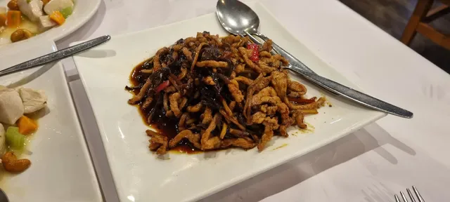 Chine On Paramount Chinese Restaurant