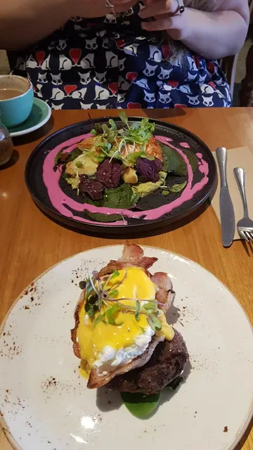 Chosen Bean Cafe & Coffee Roasters