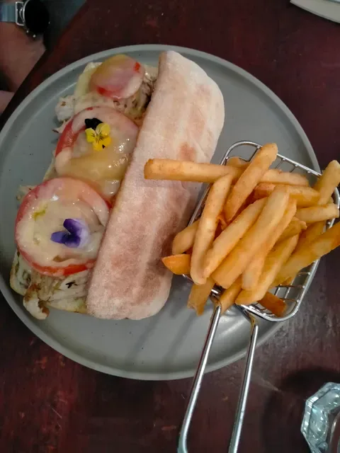 Churchill Cafe