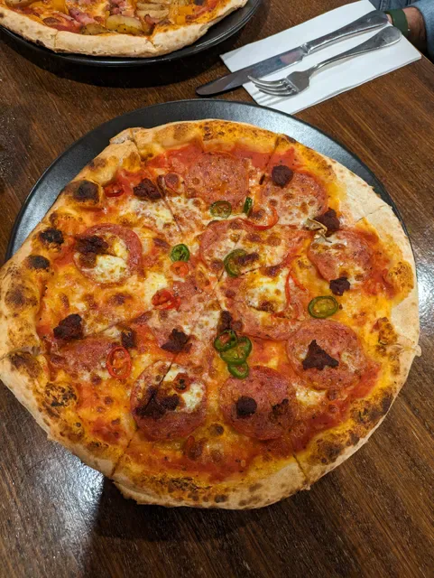 Ciccio's Woodfire Pizzeria