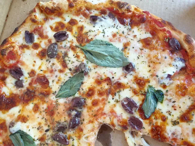 Ciccio's Woodfire Pizzeria