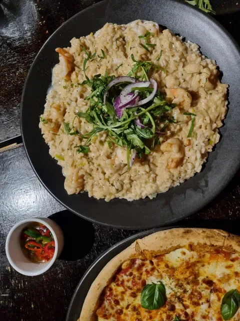 Ciccio's Woodfire Pizzeria