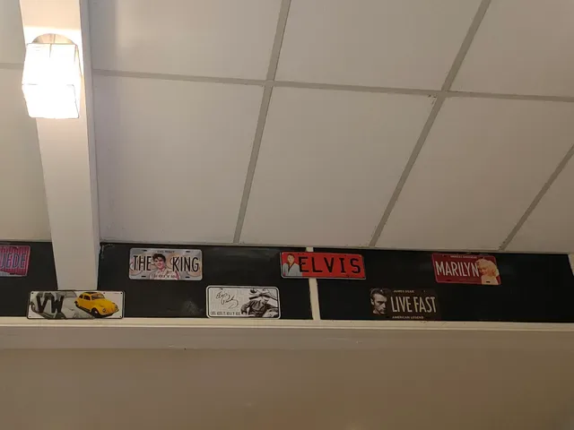 CJ's Pizza Cafe
