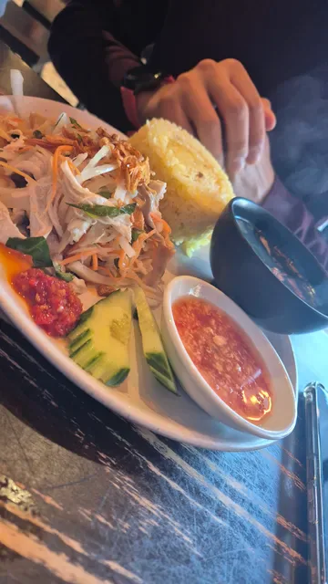 Co Thu Quan Footscray