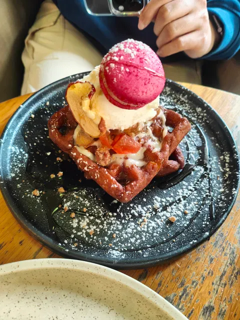 Cocoa Moon Cafe
