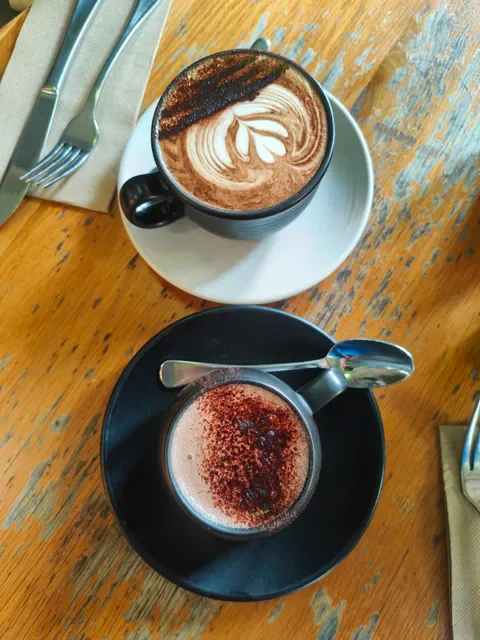 Cocoa Moon Cafe