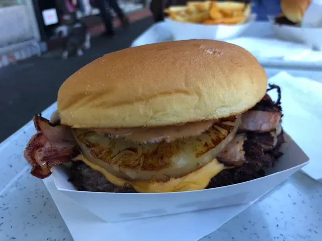 College Dropout Burgers (Ivanhoe)