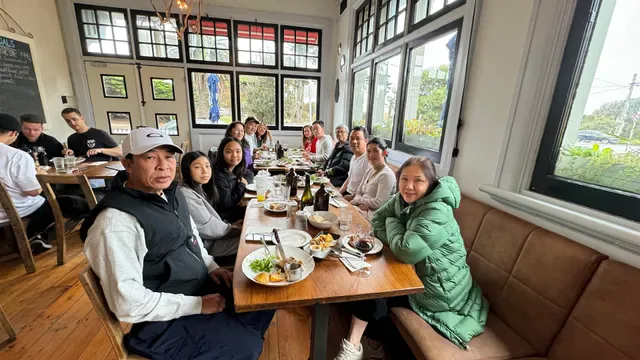 Counting House Bar & Grill