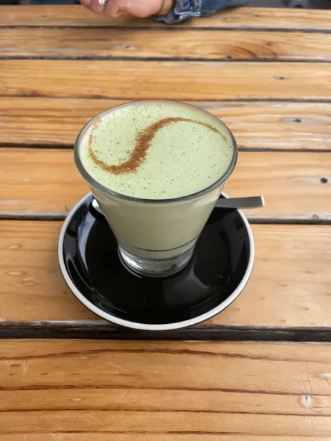Crest Café