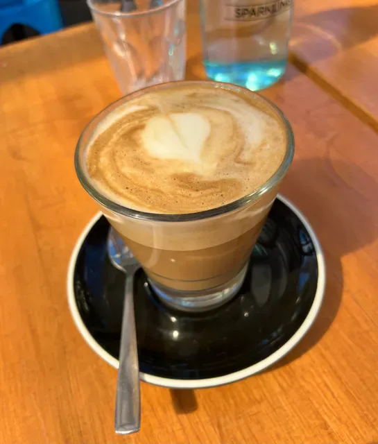 Crest Café