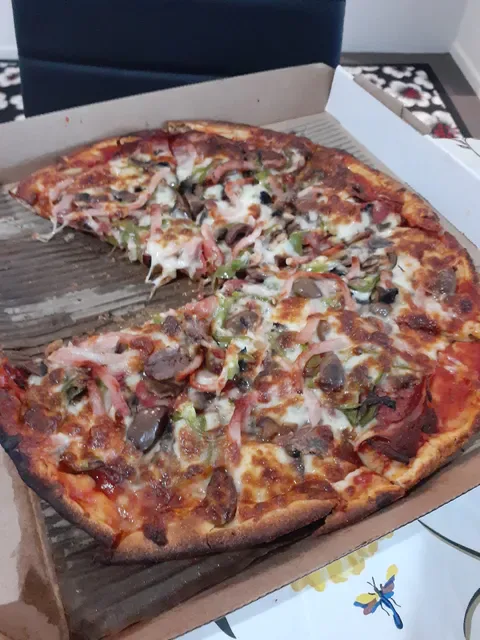 Crisp Pizza