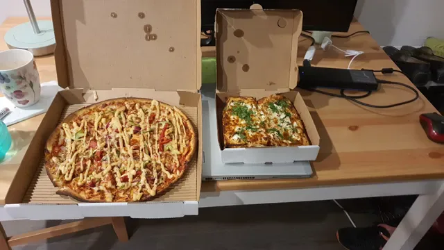Crisp Pizza